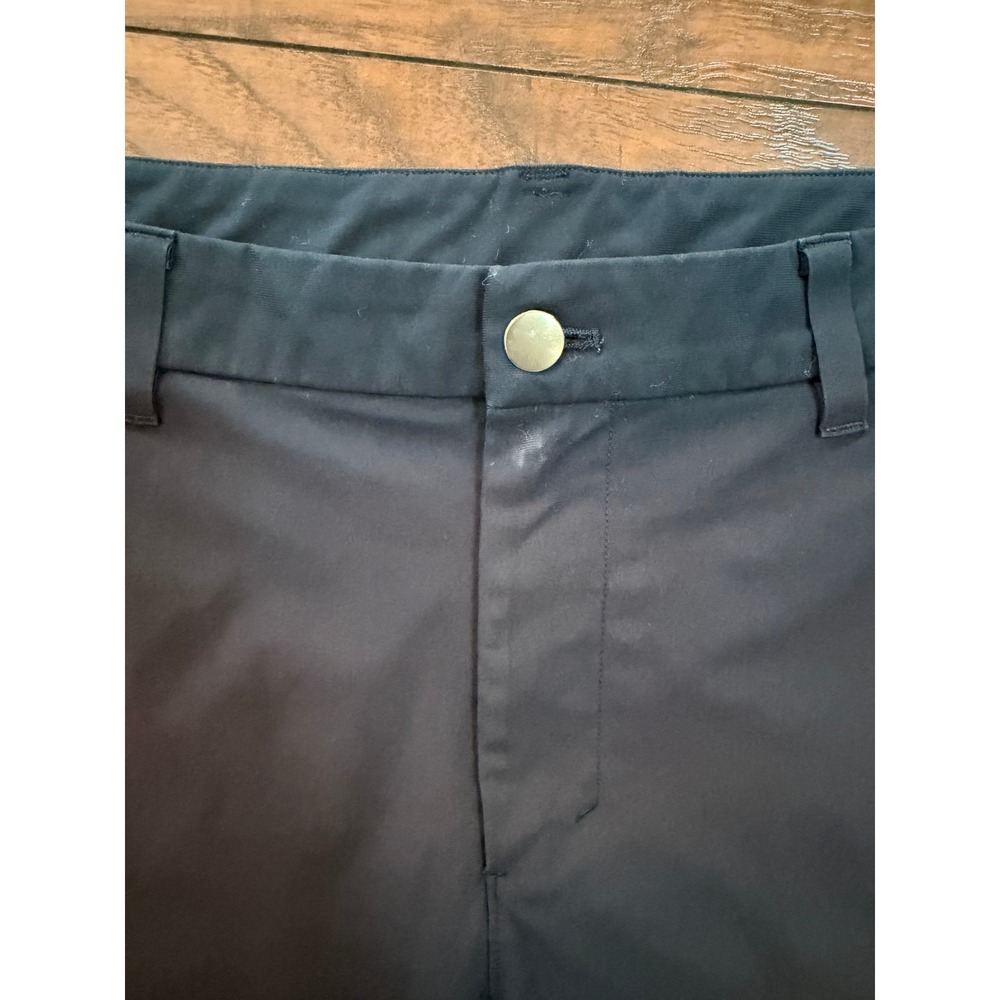 Lululemon Commission Golf Shorts Mens 36 Navy Blue Technical Chino 9 Inch Inseam